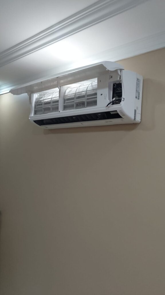 Rw Refrigerações Instalação, Manutenção, Limpeza e Infra-estrutura de Ar condicionado Split e Janela